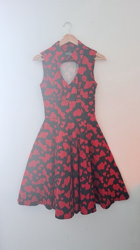 Hearts roses red and black - red,