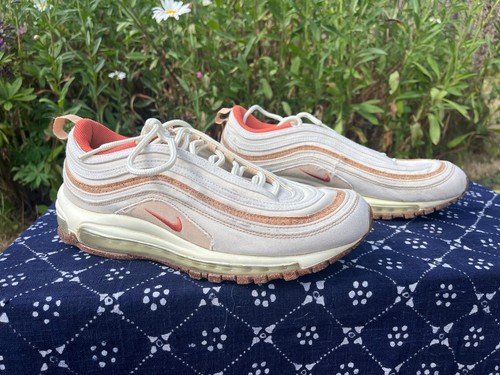 New nike air - new, coconut