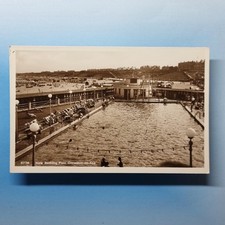 Gorleston On Sea Postcard