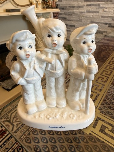 Rare hummel figurine white - rare,