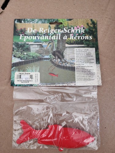 Vintage floating heron - vintage, scarer