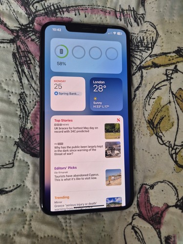 Iphone max 64gb unlocked - iphone,