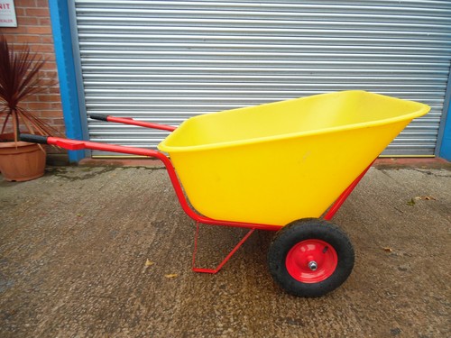 Wheelbarrow 300l large stable - 300l,