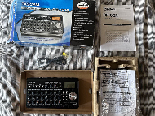 Tascam 008 track portable - 8-track,
