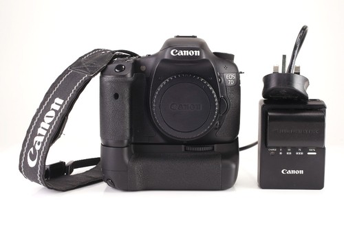 Canon eos camera body - 7d,