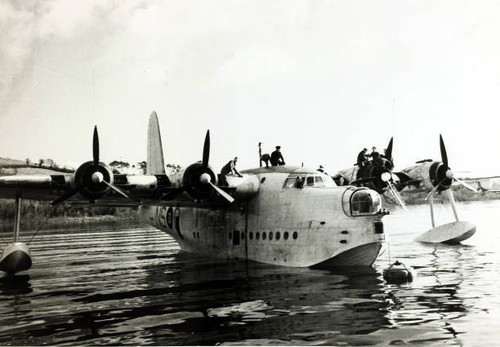 Short sunderland flying - short,