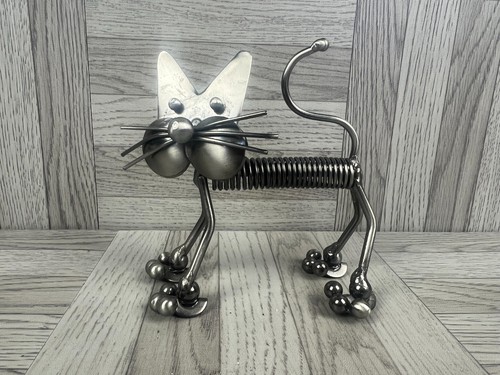 Scrap metal cat - metal,