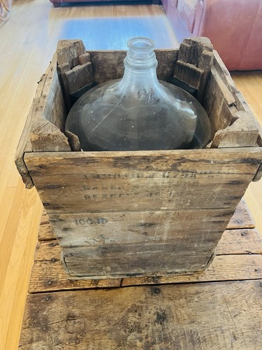 Antique gallon bottle - 7.5,