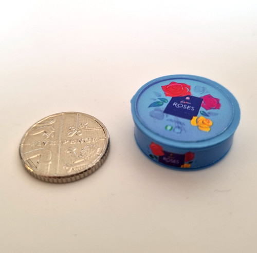 Dolls house miniature - miniature, 1:12