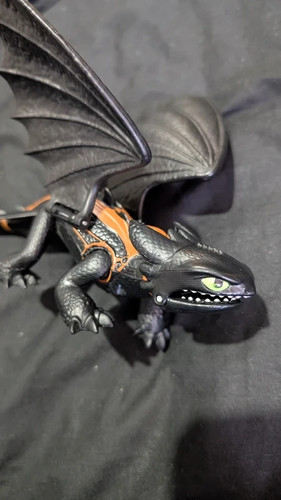 Toothless figure how - toothless,