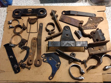 ASSORTED JOB LOT OF MOTORBIKE PARTS MAINLY BSA SUIT AUTO JUMBLER