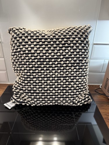 Dunelm cushion large - 2, 1x