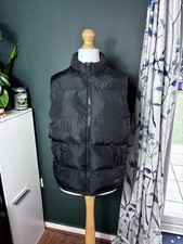 ZARA Black Puffer Gilet –