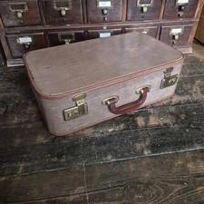 VINTAGE 1960S SMALL SUITCASE