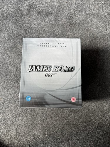 James bond ultimate collection - james,