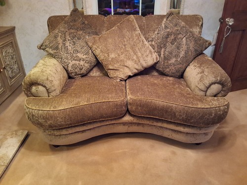 Classic style seater sofa - style,