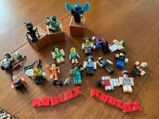 Roblox figures and