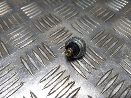 Genuine honda 750c rc28 - genuine,