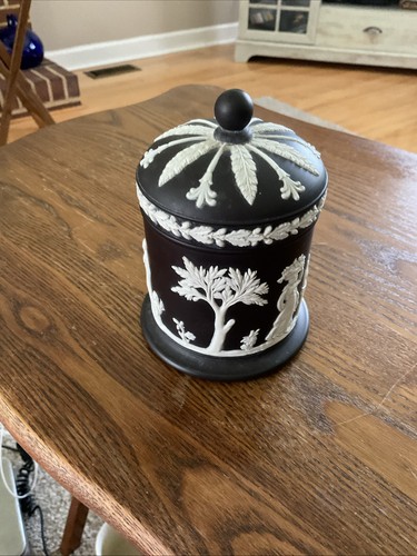 Vintage wedgwood jasperware - wedgwood,