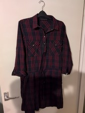 red and navy blue plaid