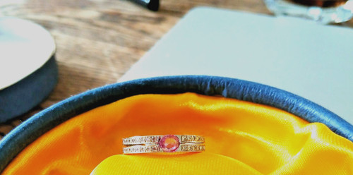 18ct white gold