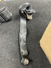 DEFENDER  110 PUMA DOUBLECAB SECOND ROW  90 FORWARD FACING SEAT BELT RH OS