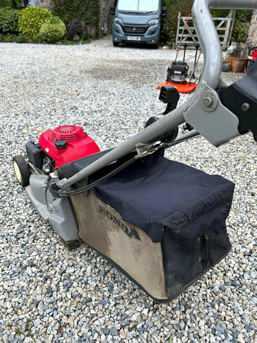 Honda hrb476cpetrol push lawn - honda,