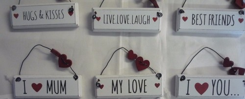 Wooden shabby chic love - shabby,