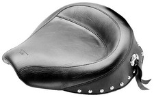 Mustang Wide Studded Solo Seat