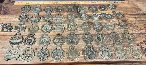 Horse brasses lot 46 - brasses,