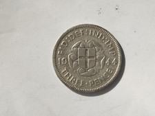 SILVER 3 THREE PENCE 1944
