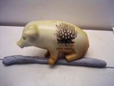 SWANAGE china Souvenir  Lucky Heather PIG figurine sitting 9 cm