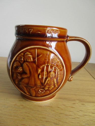 Holkham pottery norwich 1887 - pottery,