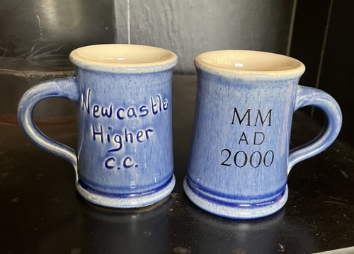 Ewenny pottery blue glazed - x,