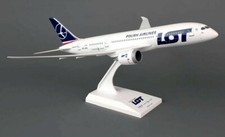 LOT Polish Boeing 787-8 Solid