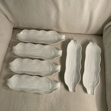 Set Of 6 White Porcelain Corn On Cob Holder Dishes W/ Embossed Corn Pattern