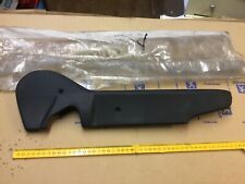 Genuine Peugeot 405 mi16  right front seat trim moulding cover 8912CS grey