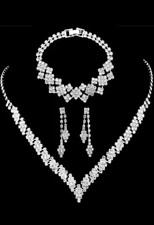 3 Pcs Set Of Bridal Necklace