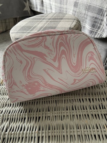 The vintage cosmetic - vintage,