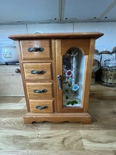 Vintage Mele Wooden Jewellery