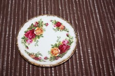 ROYAL ALBERT- OLD COUNTRY