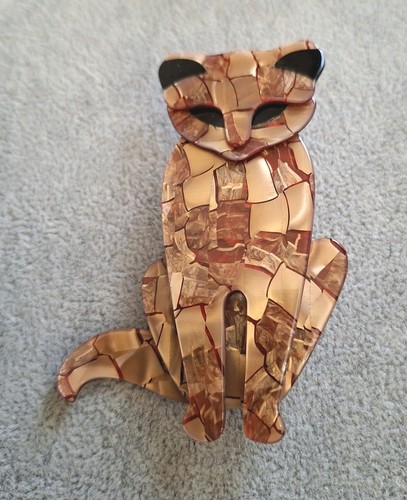 Lea stein genuine brooch - lea,