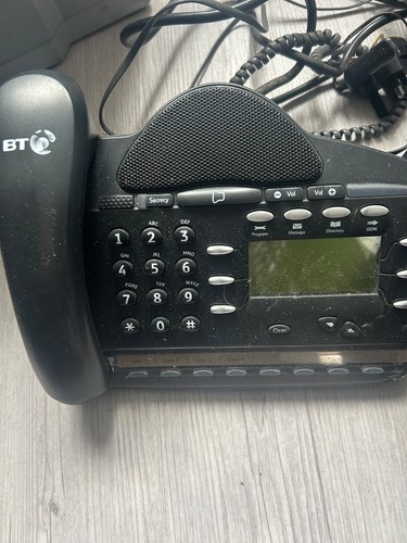 Versatility telephone - bt, v8