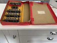 METTOY O Gauge Clockwork Train set Circa 1948 Loco Tender &3 Coaches I