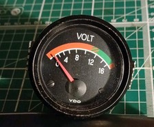VDO VOLTAGE METER GAUGE 12V
