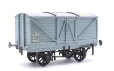 UNKNOWN BRAND 'O' GAUGE LMS BLUE-GREY VENT VAN #3907 KIT BUILT WAGON