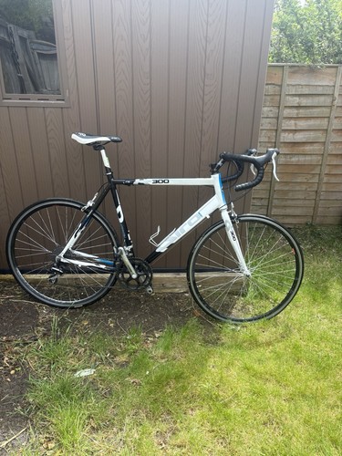 Dawes giro 300 - giro, bike