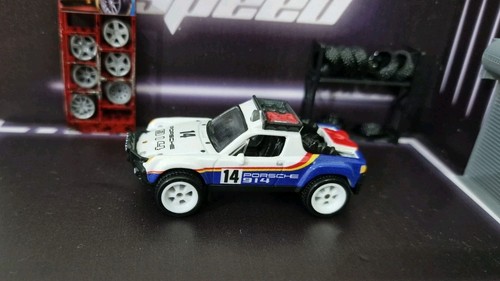 Hot wheels premium - hot,
