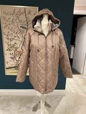 Quilted Coat Anne De Lancay New Unworn Beige Size M Fit 14/16 Hood Faux Fur Trim