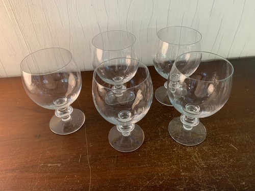 Water glasses model - 16,